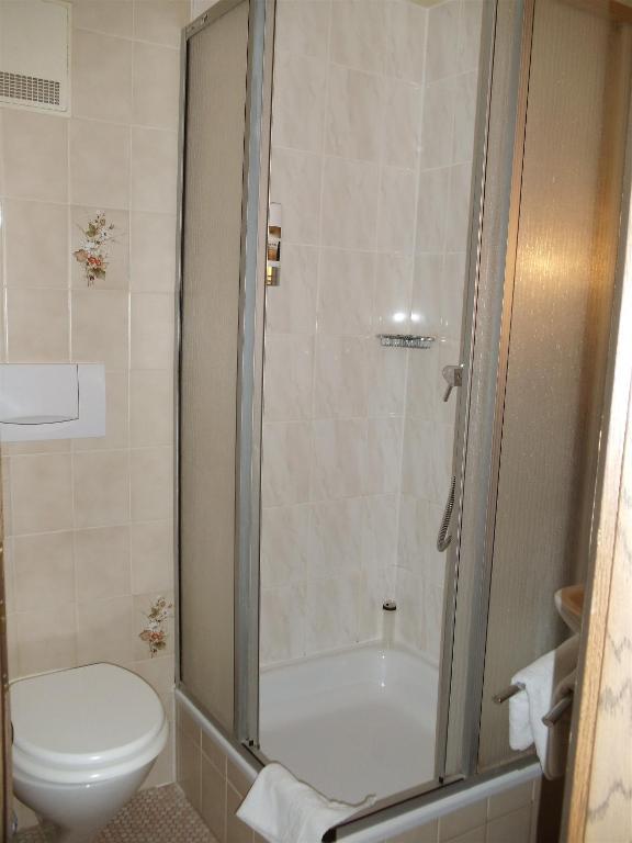 Hotel Zum Pfalzgrafen Heidelberg Pokoj fotografie