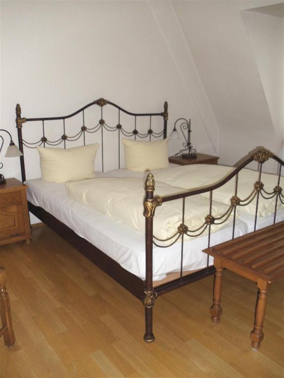 Hotel Zum Pfalzgrafen Heidelberg Pokoj fotografie